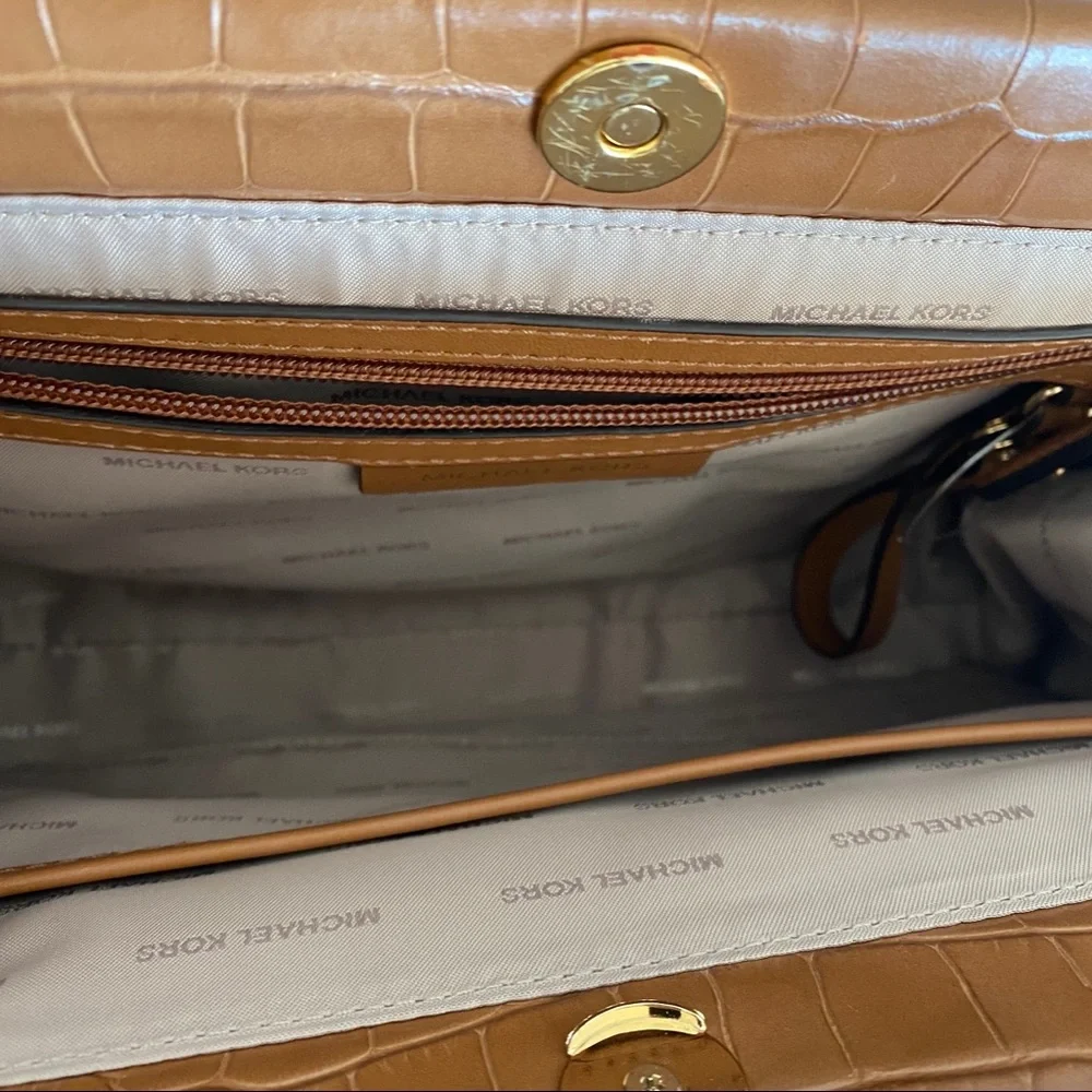 Michael Kors Gramercy Leather Frame 2 way bag